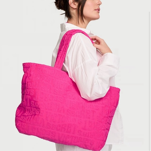 Victoria’s Secret bag - Picture 2 of 2